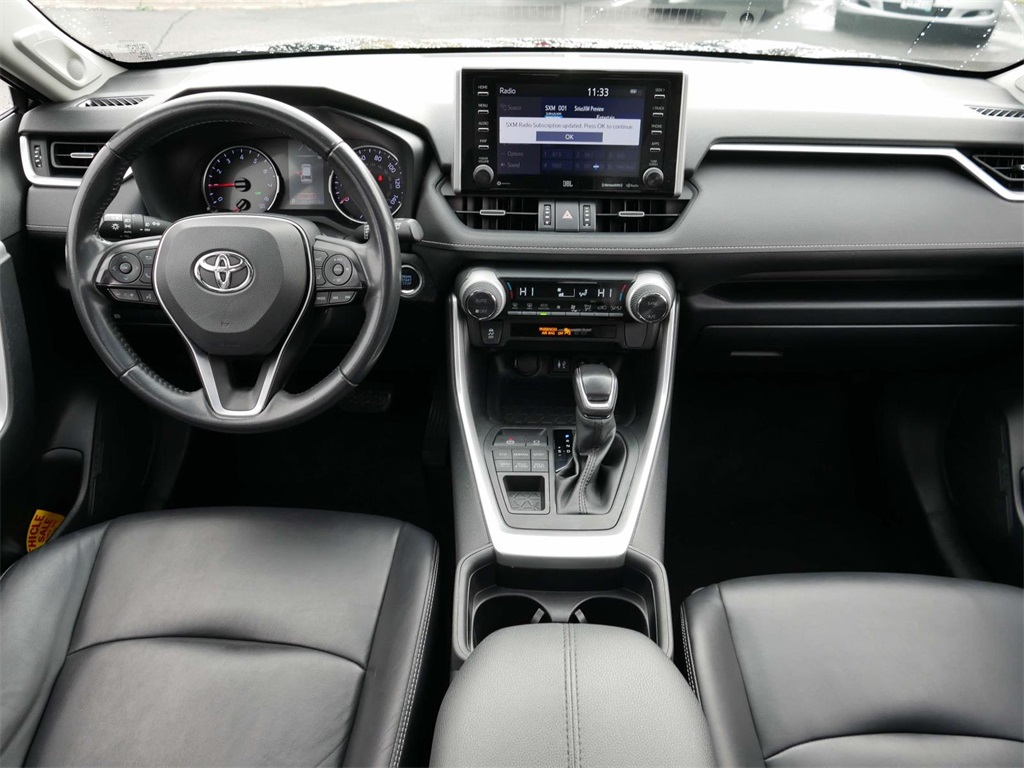 2019 Toyota RAV4 XLE Premium 12