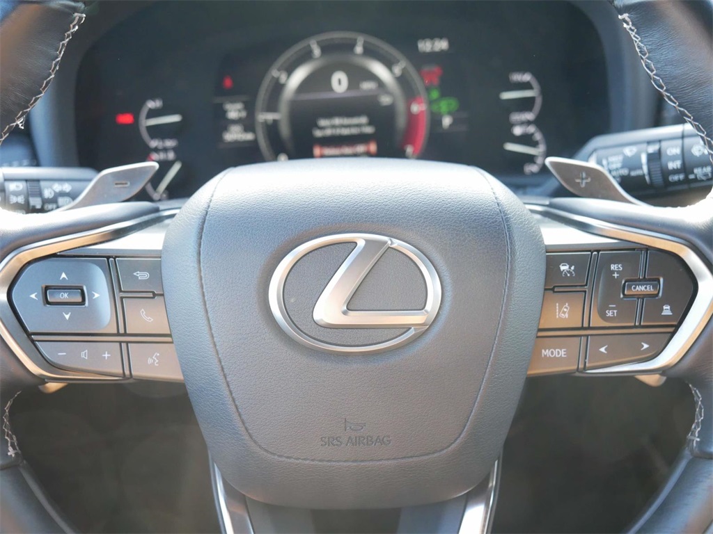 2022 Lexus LX 600 Luxury 17