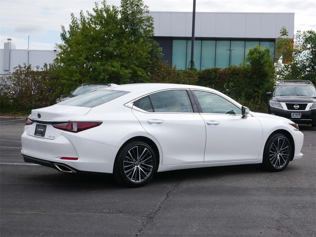 2023 Lexus ES 350 5