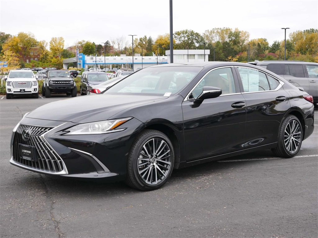 2024 Lexus ES 300h 2