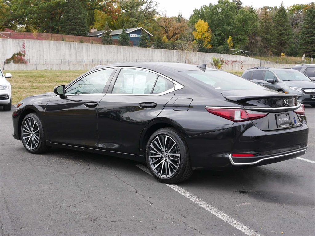 2024 Lexus ES 300h 4