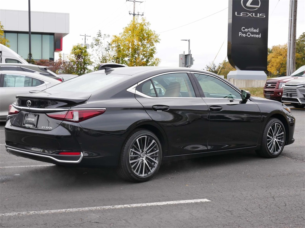 2024 Lexus ES 300h 5