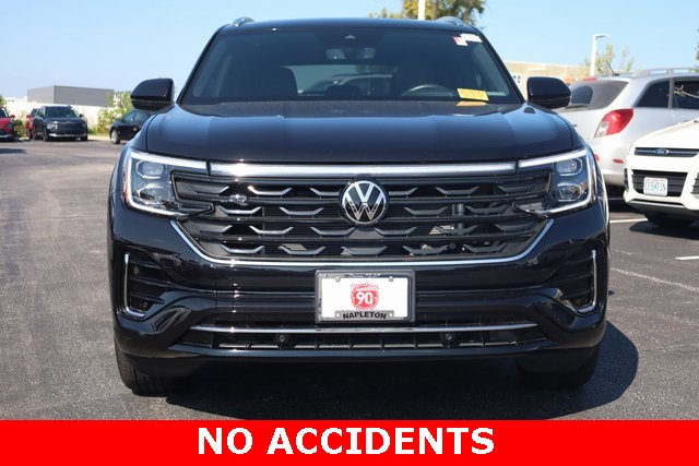 2024 Volkswagen Atlas Cross Sport 2.0T SEL R-Line 3