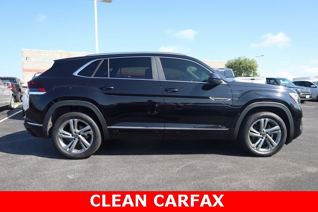 2024 Volkswagen Atlas Cross Sport 2.0T SEL R-Line 4