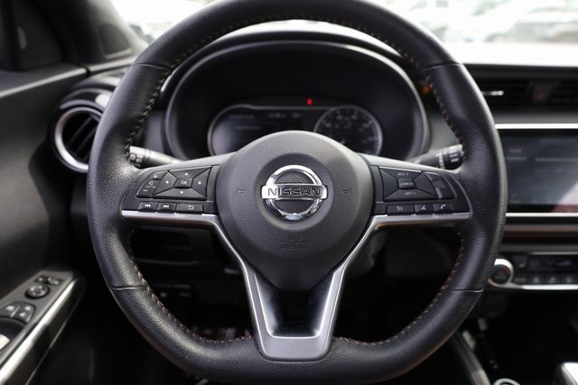 2020 Nissan Kicks SR 10