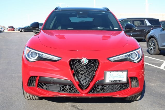 2022 Alfa Romeo Stelvio Quadrifoglio 3