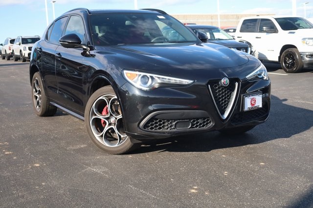 2021 Alfa Romeo Stelvio Ti Sport 2