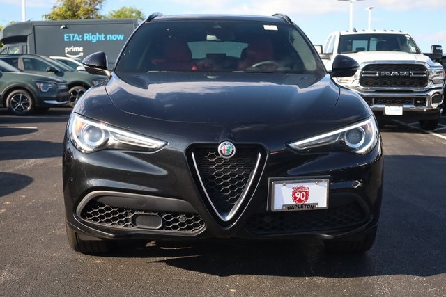 2021 Alfa Romeo Stelvio Ti Sport 3