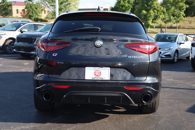 2021 Alfa Romeo Stelvio Ti Sport 6