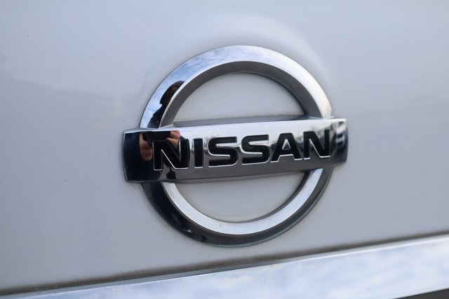 2012 Nissan Pathfinder Silver 8