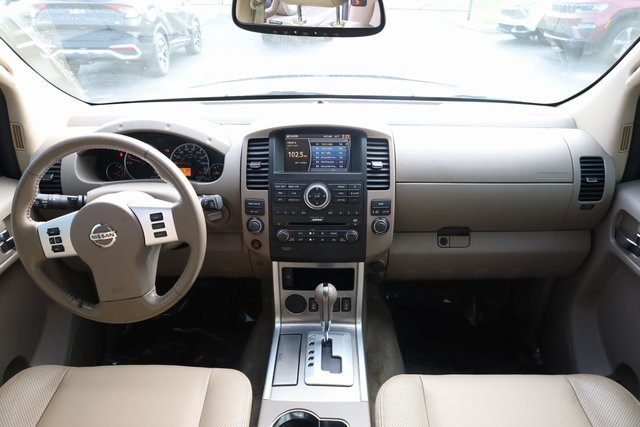 2012 Nissan Pathfinder Silver 14