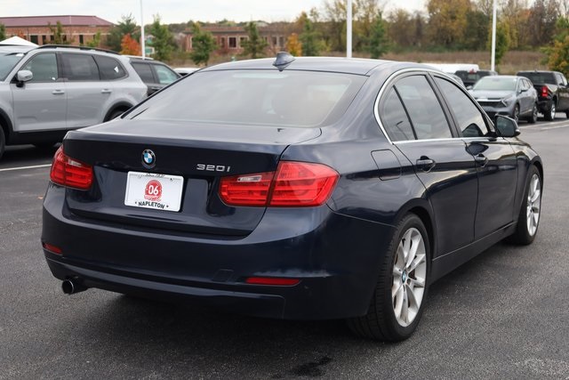 2015 BMW 3 Series 320i 7