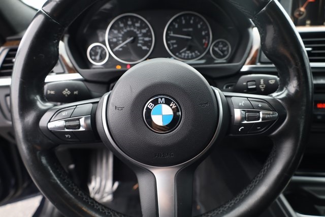 2015 BMW 3 Series 320i 15