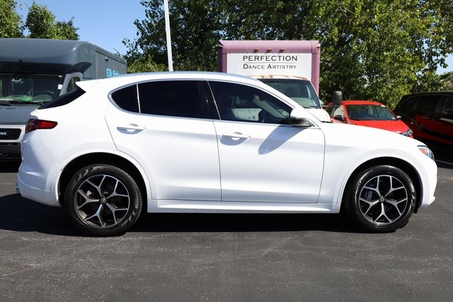 2021 Alfa Romeo Stelvio Ti 3