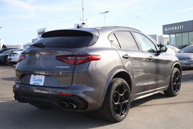 2022 Alfa Romeo Stelvio Quadrifoglio 5