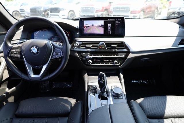 2023 BMW 5 Series 530i xDrive 9