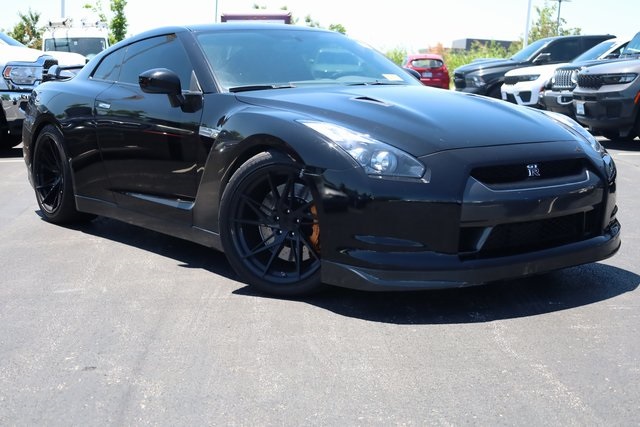 2010 Nissan GT-R Premium 2