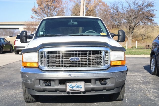 2000 Ford Excursion XLT 3