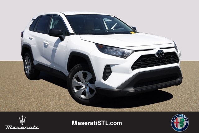 2022 Toyota RAV4 LE 1