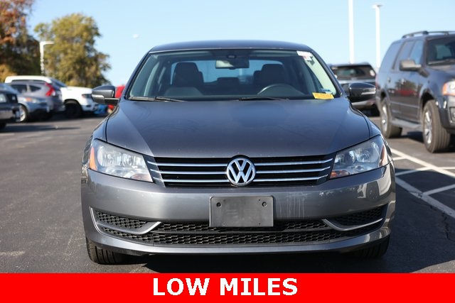 2013 Volkswagen Passat 2.5 SE 2