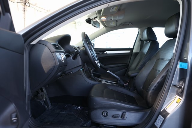 2013 Volkswagen Passat 2.5 SE 10