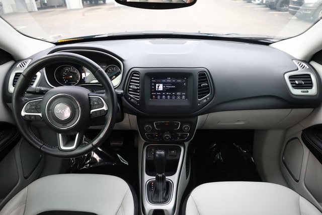 2020 Jeep Compass Latitude 14