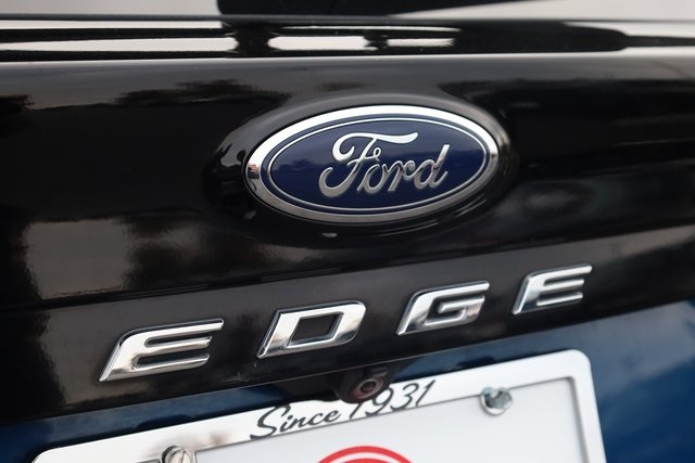 2022 Ford Edge SEL 8