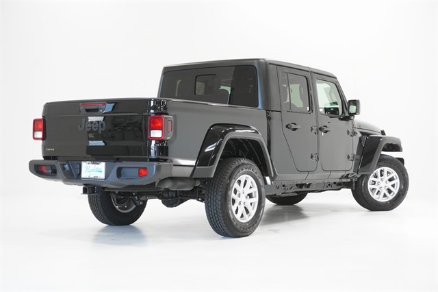 2023 Jeep Gladiator Sport 9