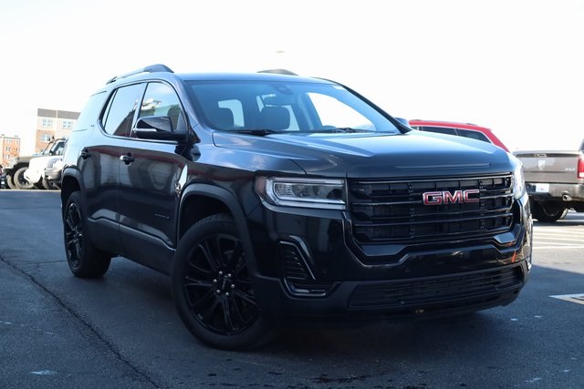 2022 GMC Acadia SLE 2