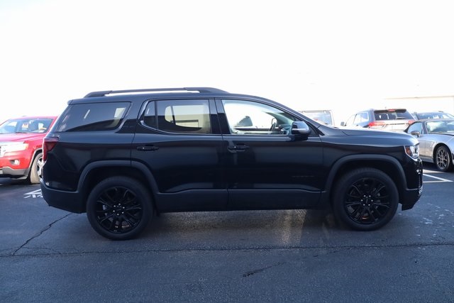 2022 GMC Acadia SLE 4