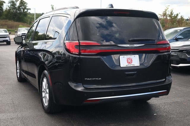 2022 Chrysler Pacifica Touring L 5