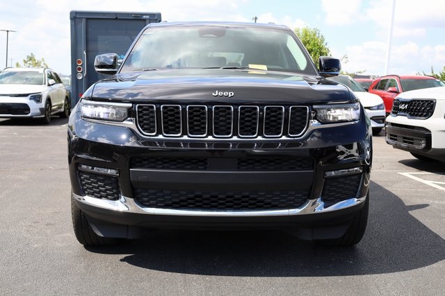 2021 Jeep Grand Cherokee L Limited 3