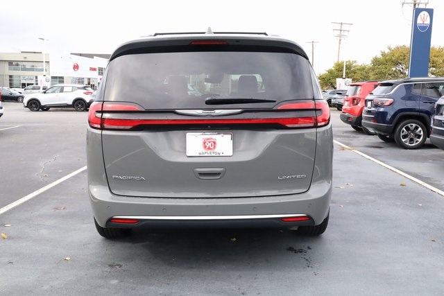 2022 Chrysler Pacifica Limited 6