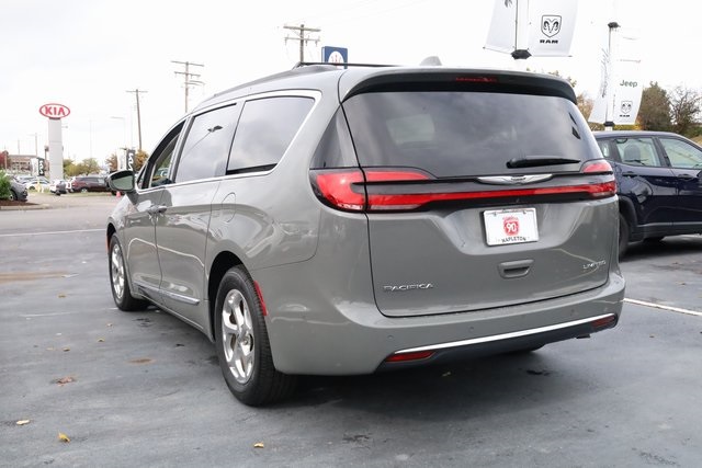 2022 Chrysler Pacifica Limited 7