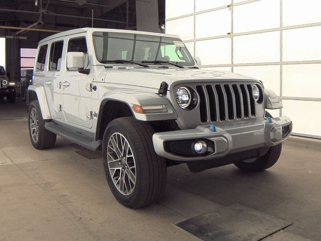 2022 Jeep Wrangler Unlimited Sahara 4xe 3