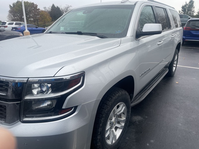 2016 Chevrolet Suburban LT 1