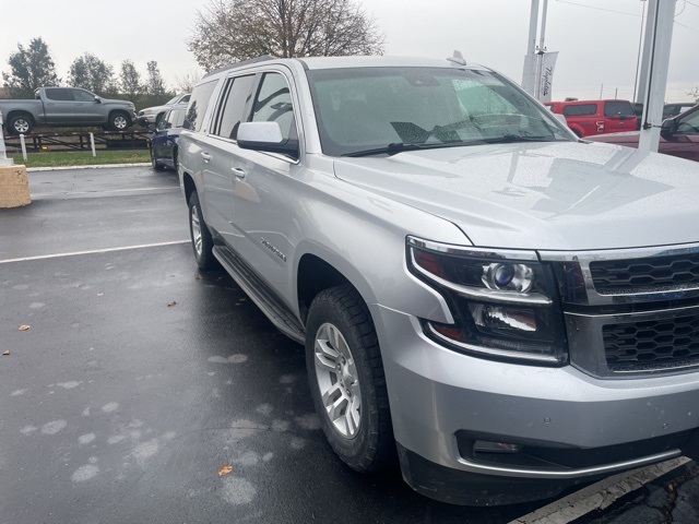 2016 Chevrolet Suburban LT 3