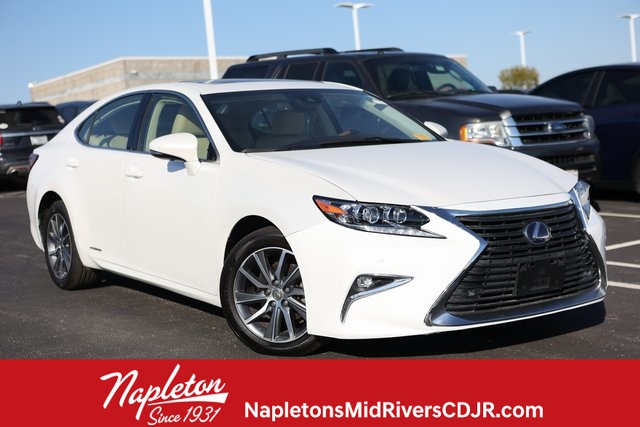 2018 Lexus ES 300h 1