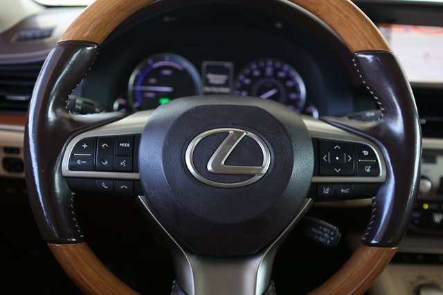 2018 Lexus ES 300h 13