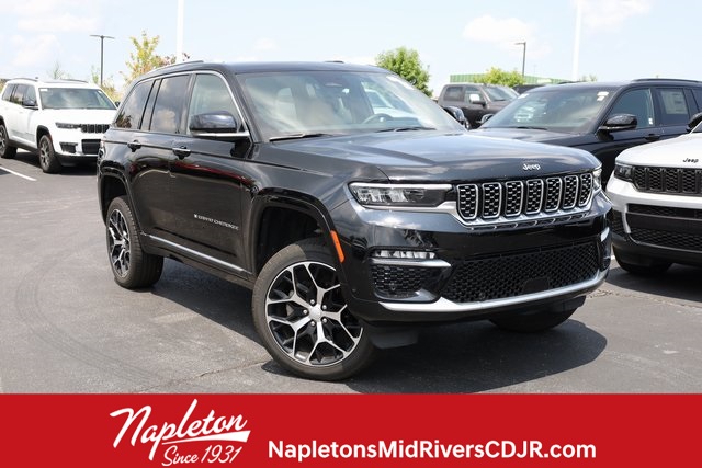 2022 Jeep Grand Cherokee Summit 1