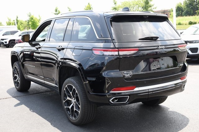 2022 Jeep Grand Cherokee Summit 4