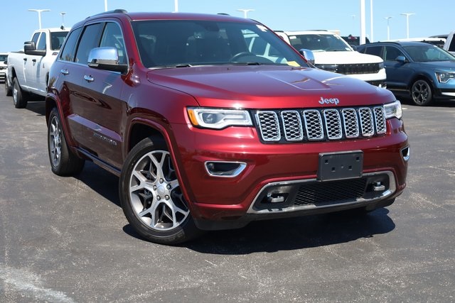 2021 Jeep Grand Cherokee Overland 2