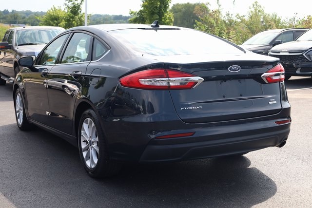 2020 Ford Fusion SE 4