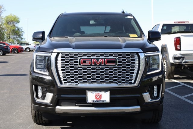 2021 GMC Yukon XL Denali 2