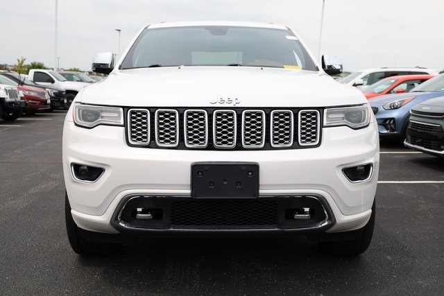 2021 Jeep Grand Cherokee Overland 3