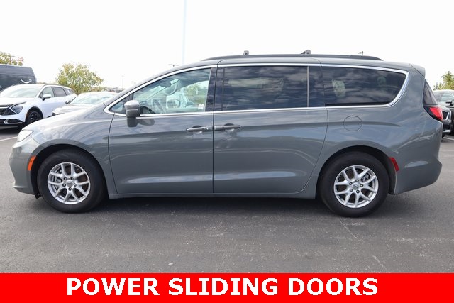 2022 Chrysler Pacifica Touring L 5