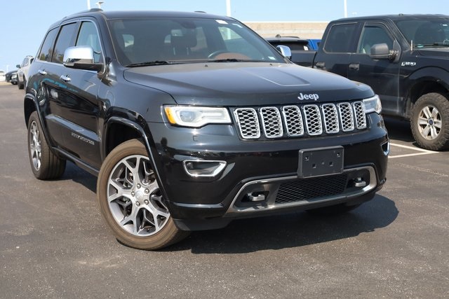 2021 Jeep Grand Cherokee Overland 2