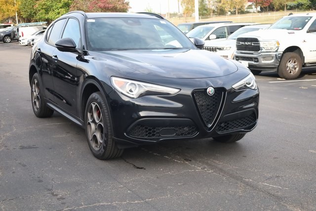 2023 Alfa Romeo Stelvio Sprint 2