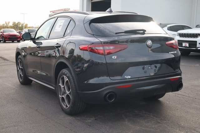 2023 Alfa Romeo Stelvio Sprint 6