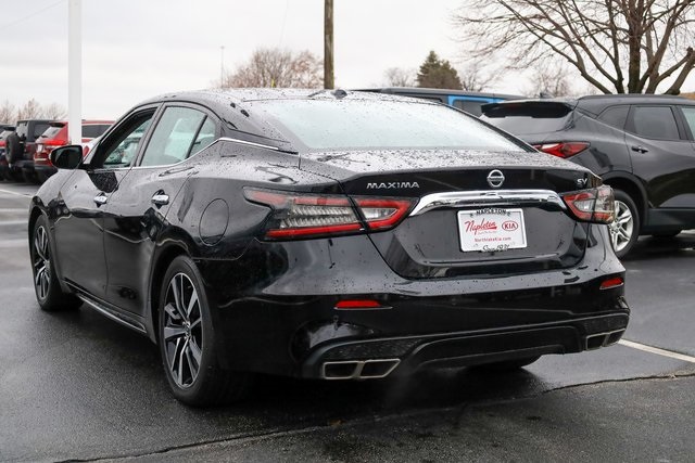 2021 Nissan Maxima SV 6